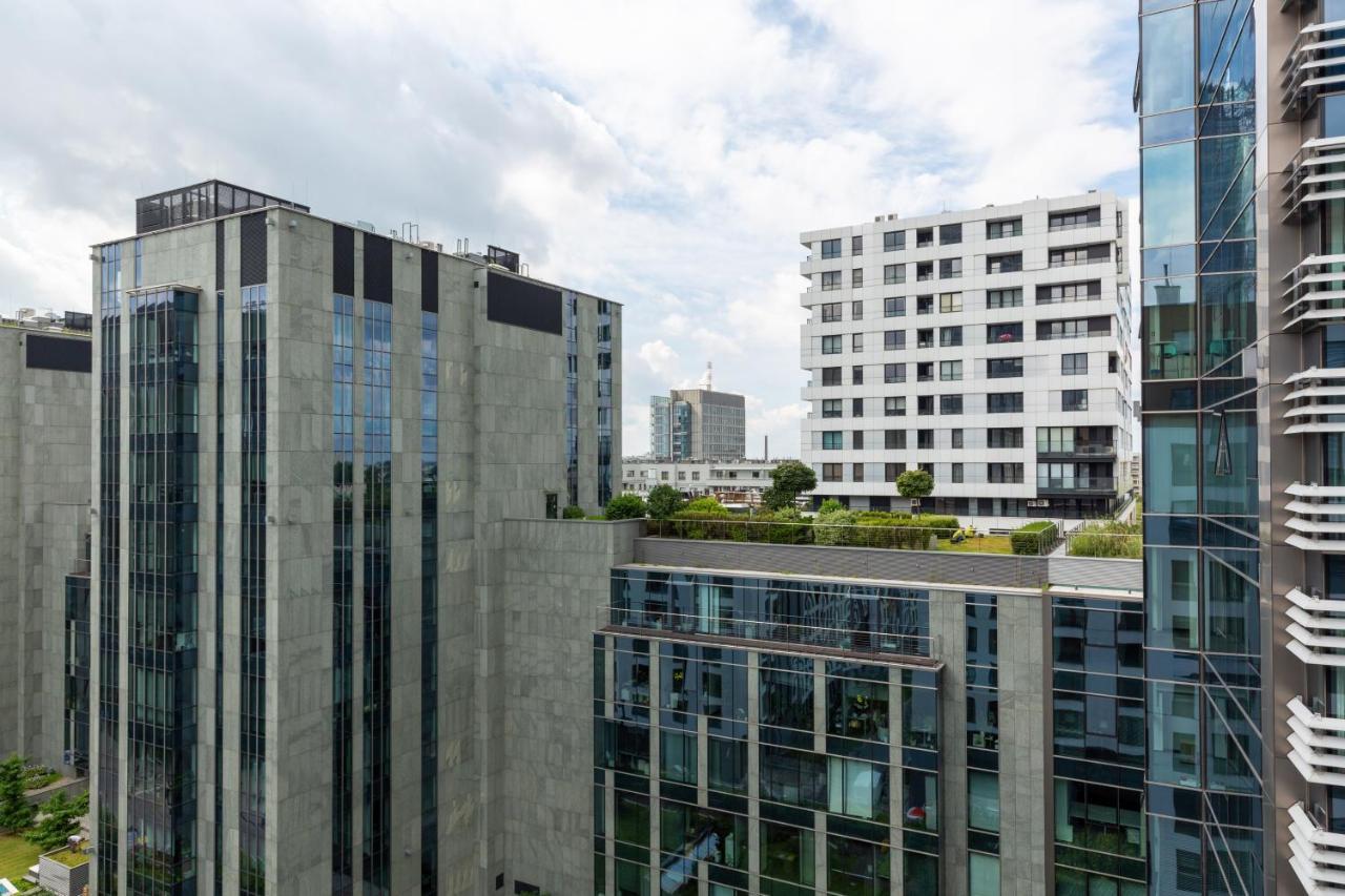 City Center Apartments Grzybowska With Parking By Noclegi Renters 바르샤바 외부 사진