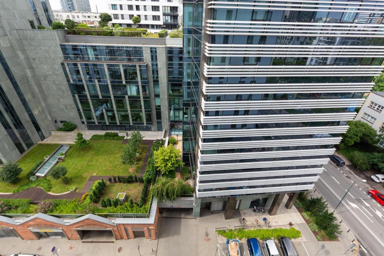 City Center Apartments Grzybowska With Parking By Noclegi Renters 바르샤바 외부 사진